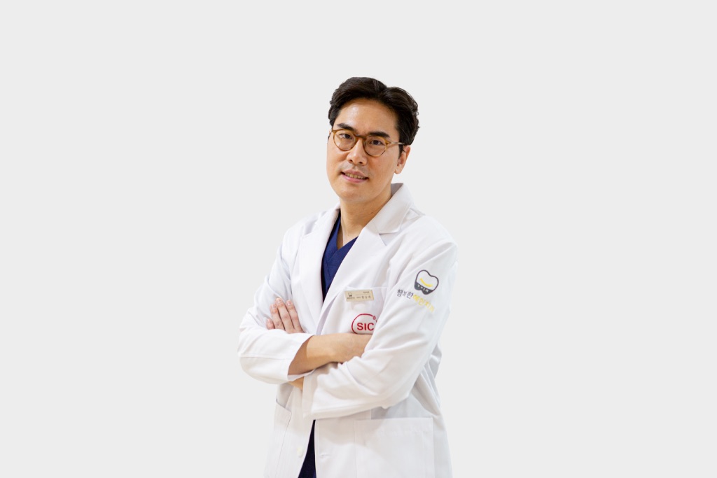 한승대 대표원장 - 통합치의학과 전문의 치의학박사